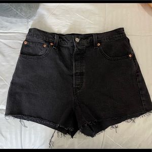 Levi Jean Shorts